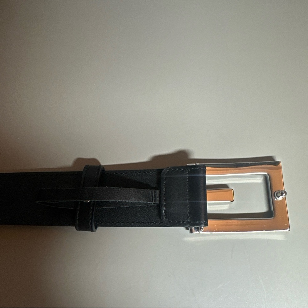 Gorgeous Gucci Black Leather Belt with Iridescent Crystal Buckle. - Picture 2 of 11